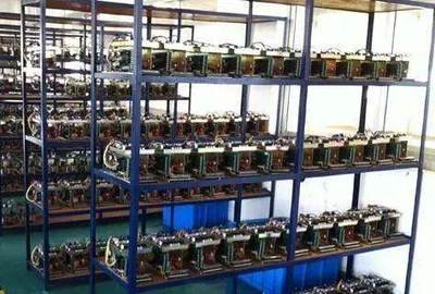 Energy-efficient mining rig optimized for Ethereum mining